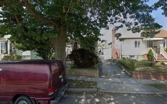 108 Stewart St, Elmont, NY 11003