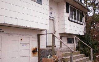 1082 Connetquot Ave, Central Islip, NY 11722