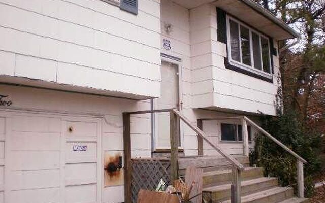 1082 Connetquot Ave, Central Islip, NY 11722