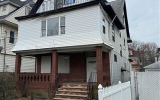1082 E 38th St, Brooklyn, NY 11210