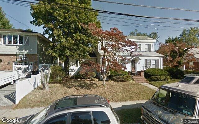 1088 Admont Ave, Franklin Square, NY 11010