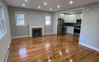 109-32 197th St, Saint Albans, NY 11412