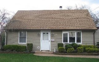 109 Arlyn Dr W, Massapequa, NY 11758