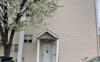 11 Ashley Ln, Staten Island, NY 10309