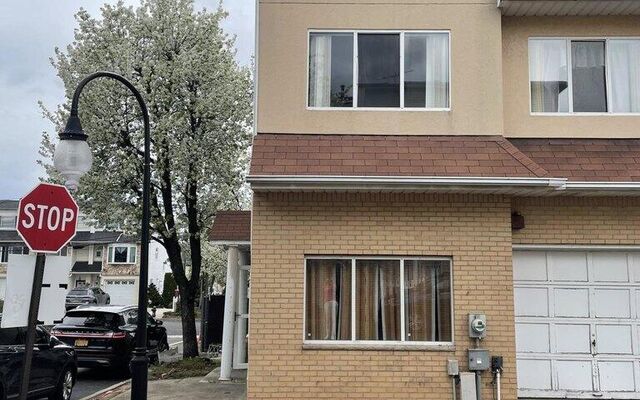11 Ashley Ln, Staten Island, NY 10309 (Front)