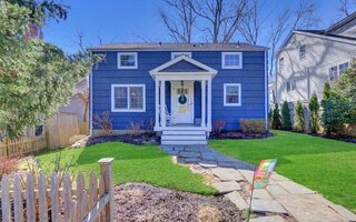 11 Butler Pl, Northport, NY 11768