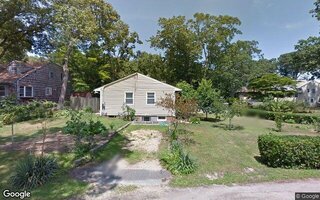 11 Hickory Rd, Bayville, NY 11709