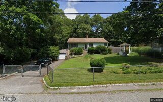 11 Mauritz Blvd, Middle Island, NY 11953