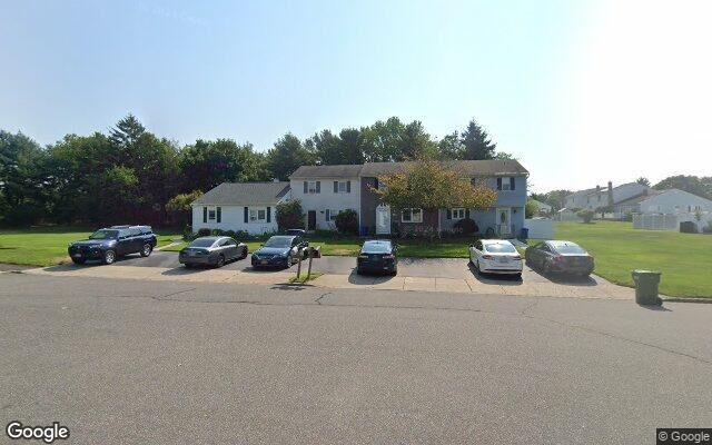 11 Merrimac Ct, Coram, NY 11727