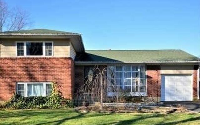 11 Otsego Pl, Commack, NY 11725