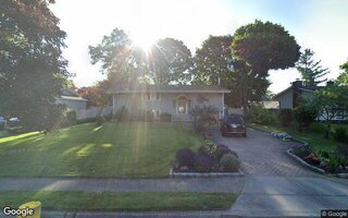 11 Scotch Pine Dr, Islandia, NY 11749