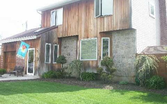 11 Toysome Ln, Deer Park, NY 11729