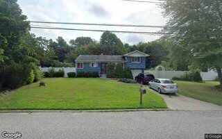 11 Wagner Dr, Coram, NY 11727