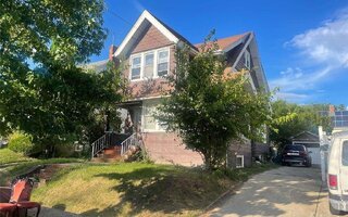 110-39 196th St, Saint Albans, NY 11412