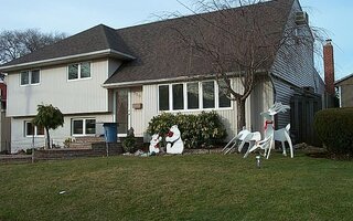 110 Murray Dr, Oceanside, NY 11572