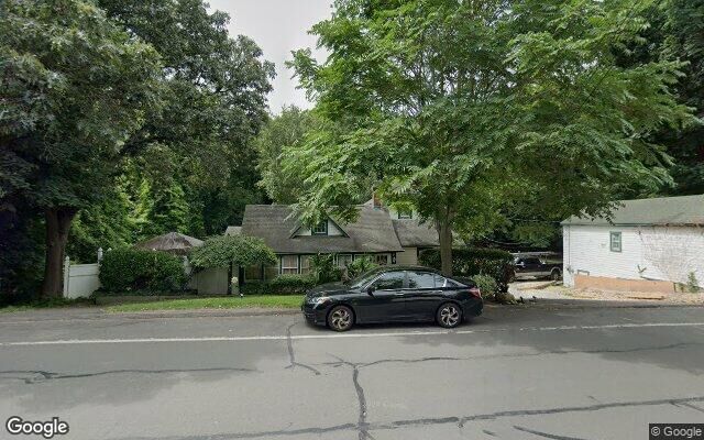 110 N Country Rd, Port Jefferson, NY 11777