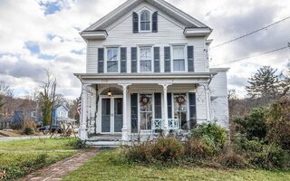 110 William St, Port Jefferson, NY 11777
