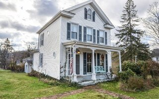 110 William St, Port Jefferson, NY 11777