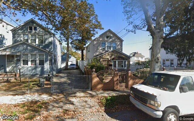 111-39 158th St, Jamaica, NY 11433