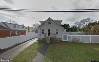 111 44th St, Lindenhurst, NY 11757