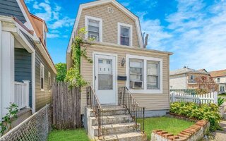 111 Jeanette Ave, Inwood, NY 11096