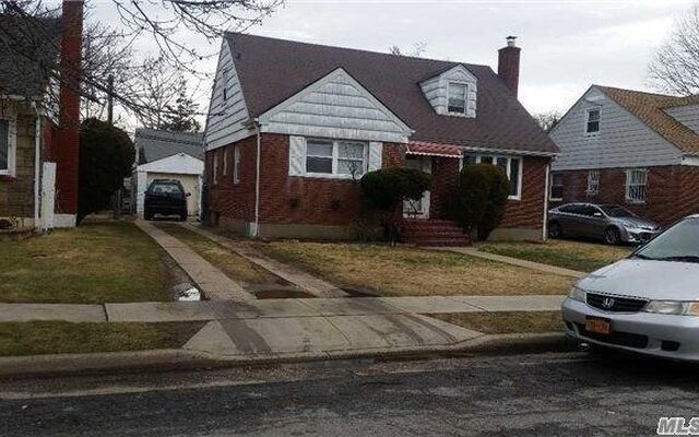 111 Jean Ave, Hempstead, NY 11550 (House View)