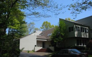 1117 Cedar Ridge Rd, Oyster Bay, NY 11771