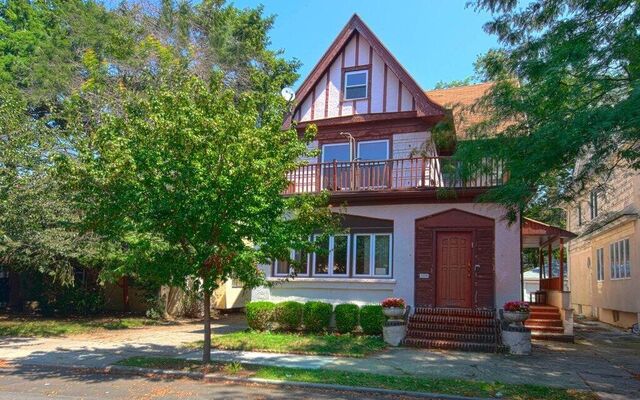 1119 E 24th St, Brooklyn, NY 11210