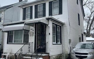 112-32 204th St, Saint Albans, NY 11412