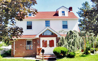 112 Manor Ave, Hempstead, NY 11550