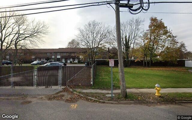 112 Mariners Way #12, Copiague, NY 11726