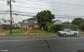 1127 Front St, Uniondale, NY 11553