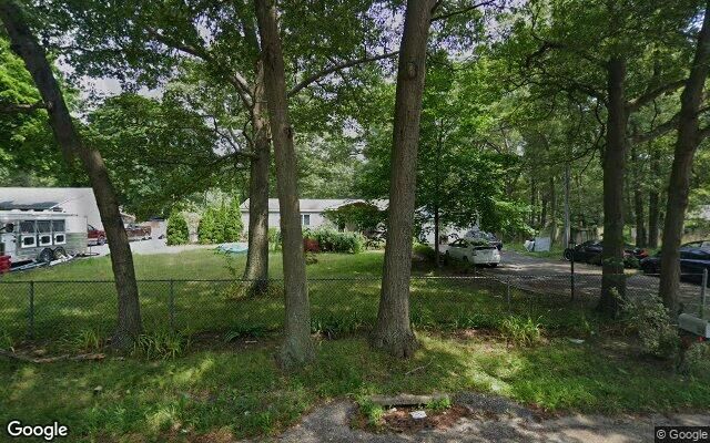 113 Lincoln Rd, Medford, NY 11763