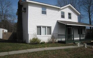 113 Pennsylvania Ave, Medford, NY 11763