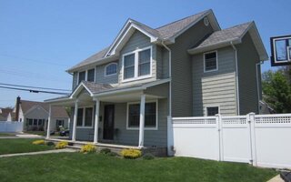 113 Rosebud Ave, Merrick, NY 11566