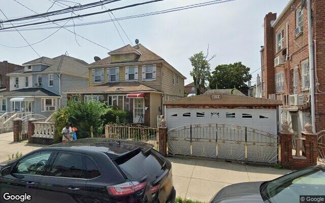 1130 E 42nd St, Brooklyn, NY 11210 (House View)