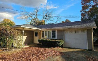 114 Granny Rd, Farmingville, NY 11738