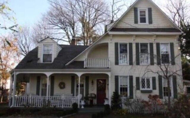 1149 E Broadway, Hewlett, NY 11557 (Porch)