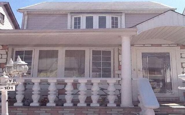 115-101 217th St, Cambria Heights, NY 11411