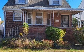 115-17 237th St, Elmont, NY 11003