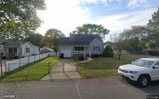 1150 Hyman Ave, Bay Shore, NY 11706