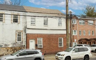 11613 14th Rd, College Point, NY 11356