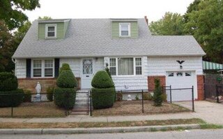 1167 Warwick St, Uniondale, NY 11553