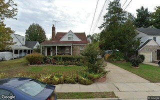 117-31 239th St, Elmont, NY 11003