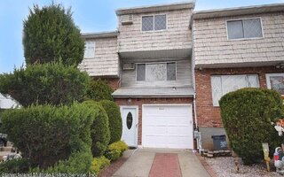 1181 Rockland Ave, Staten Island, NY 10314