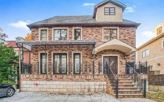 119-12 83rd Ave, Kew Gardens, NY 11415