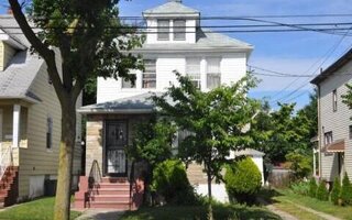 119-15 190th St, Saint Albans, NY 11412