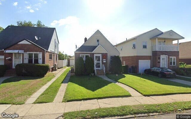 119-45 229th St, Cambria Heights, NY 11411