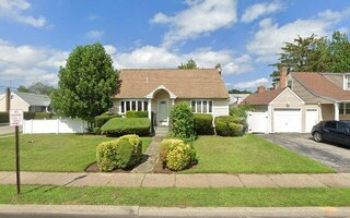 119 Bethpage Rd, Hicksville, NY 11801