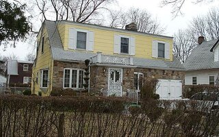 119 Grenada Ave, Roosevelt, NY 11575